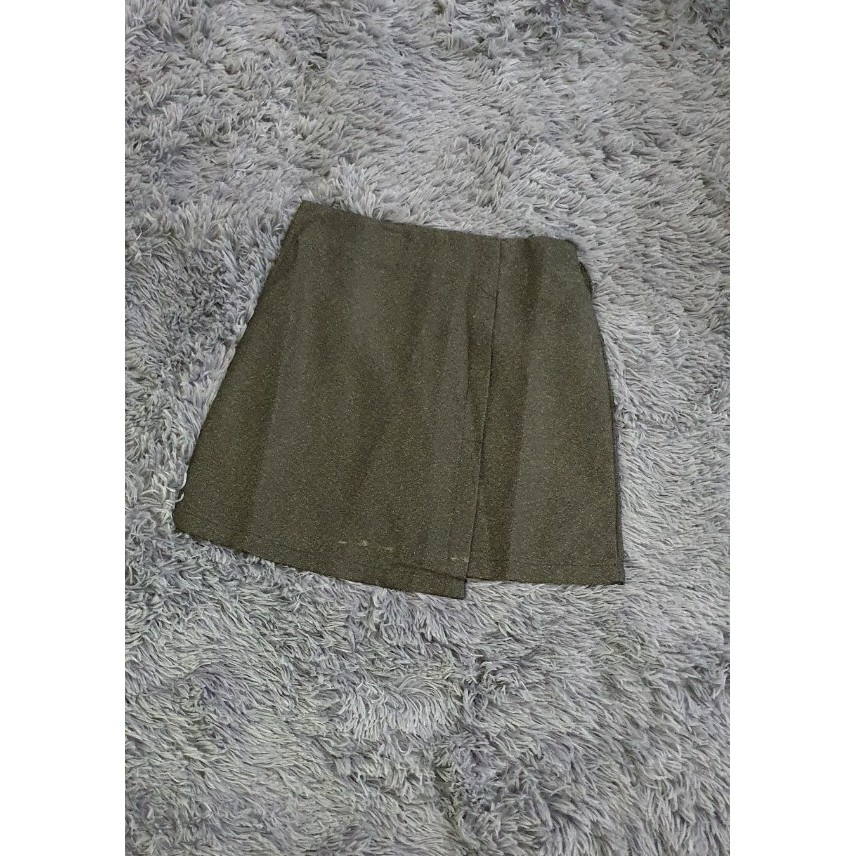 Chân váy quần đắp chéo