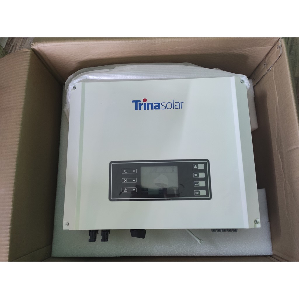 INVERTER HÒA LƯỚI 5KW 3 PHA XẢ KHO THANH LÍ THU HỒI VỐN , KHÔNG BH