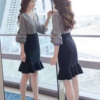 CHÂN VÁY BÚT CHÌ PHỐI ĐUÔI CÁ