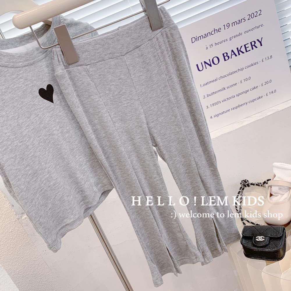 Set Đồ Thể Thao Áo Thun Tay Ngắn Và Quần Dài Ống Loe Phong Cách Hàn Quốc Thời Trang Mùa Hè Cho Bé Gái