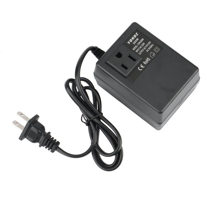 1 Bộ Chuyển Đổi Điện Áp 200W Từ 220V Xuống 110V Phích Cắm US
