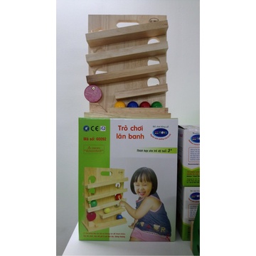 Đồ chơi gỗ Winwintoys - Trò chơi lăn banh