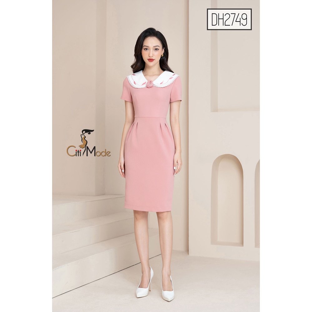 Đầm ôm công sở màu hồng phối cổ sen trắng thêu hoa chất vải co giãn cao cấp DH2749