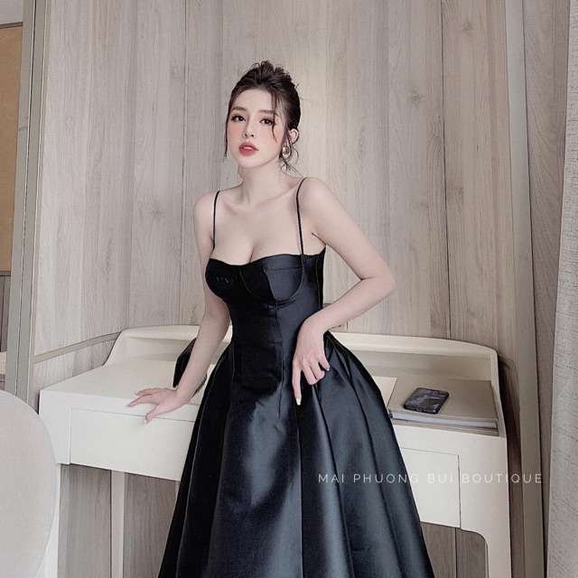 Đầm xoè mai phương bùi
