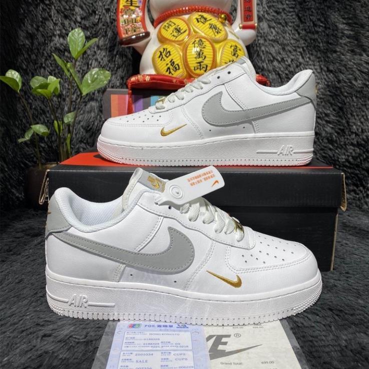 giầy thể thao sneaker nike trắng vạch xám