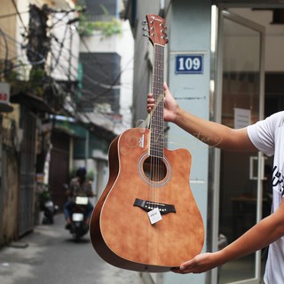 ĐÀN GUITAR ROSEN R135