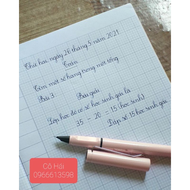 Bút mực ngòi mài có  định vị tay cầm bút cho học sinh lớp 1, 2, 3, 4, 5