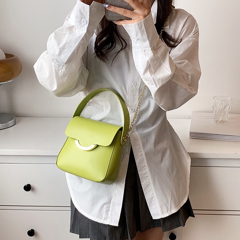 Túi xách đeo chéo IELGY dáng vuông nhỏ phối dây xích thời trang cho nữ