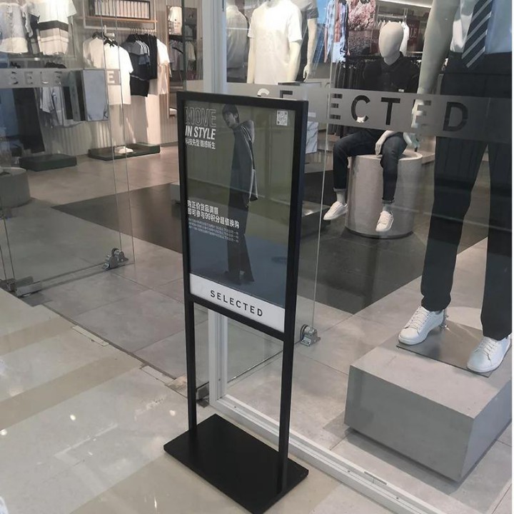 STANDEE CHÂN SẮT NGOÀI TRỜI LẮP RÁP DỄ DÀNG