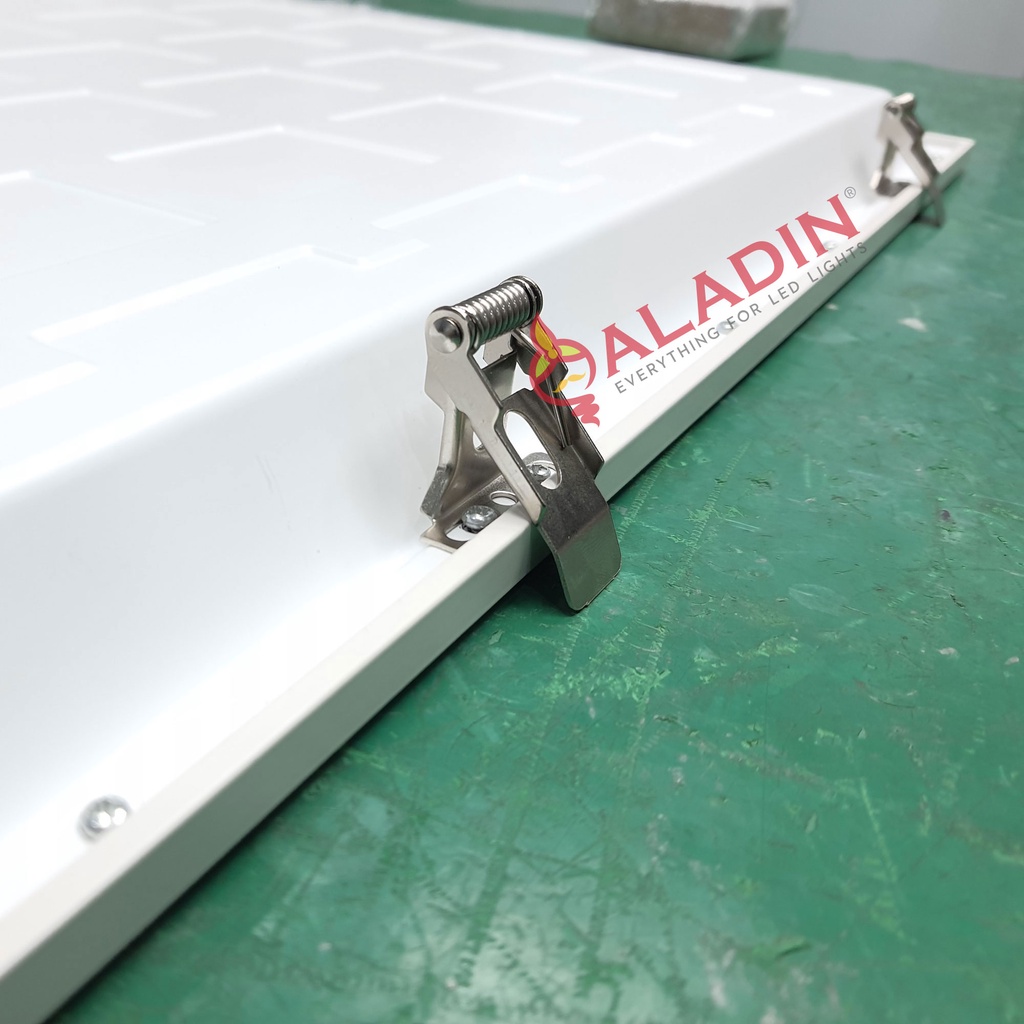 BỘ TAI CÀI CHO ĐÈN PANEL LED