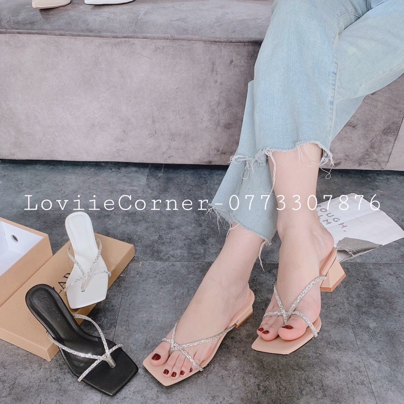 LOVIIECORNER- DÉP CAO GÓT 5CM DÂY MẢNH ĐÍNH ĐÁ ĐẾ VUÔNG 5 PHÂN - DÉP GUỐC NỮ CAO GÓT DÂY MẢNH ĐÍNH ĐÁ - D201271