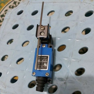 Công tắc hành trình moujen me 8107