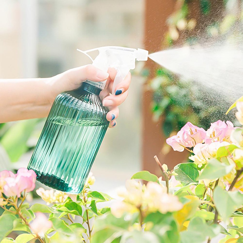 Bình Tưới Cây Bằng Nhựa Dung Tích 500Ml Có Vòi Xịt Tiện Dụng