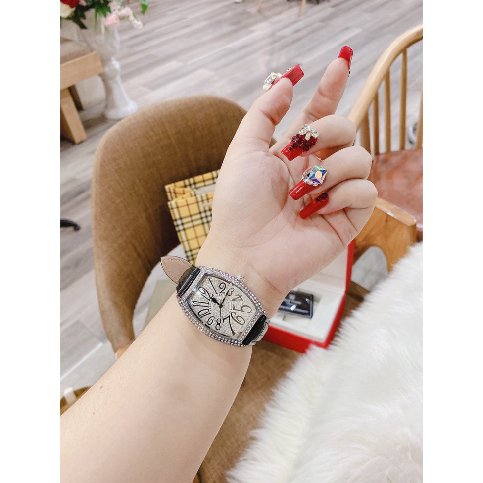 Đồng hồ nữ FRANK MULLER dáng bầu mặt full đá sang chảnh siêu hot, chống nước, bảo hành 12 tháng