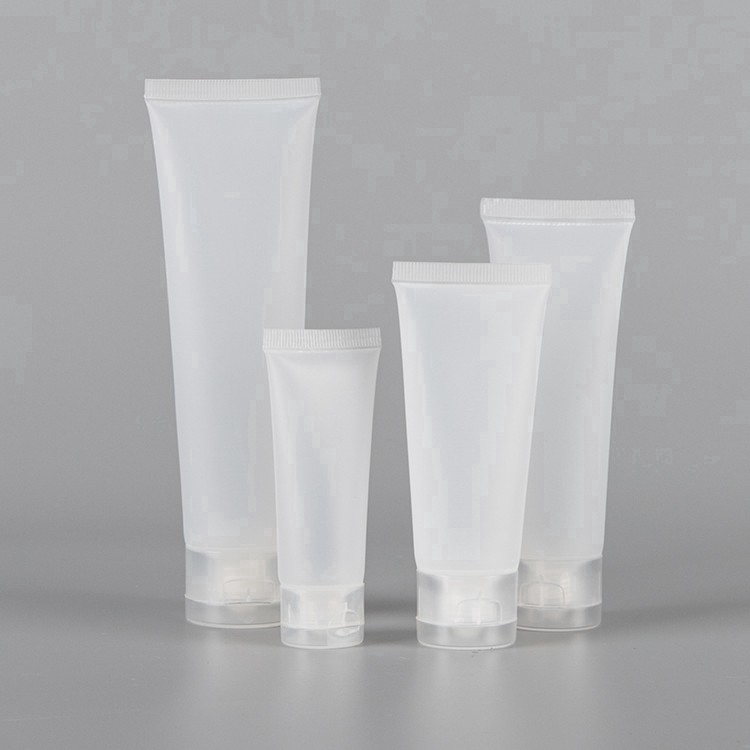 Du lịch di động chai xịt rỗng màu trắng mờ / chai bóp silicone / chai bơm bọt xà phòng / hộp đựng có thể nạp lại / chai ép mềm pe cho kem dưỡng da