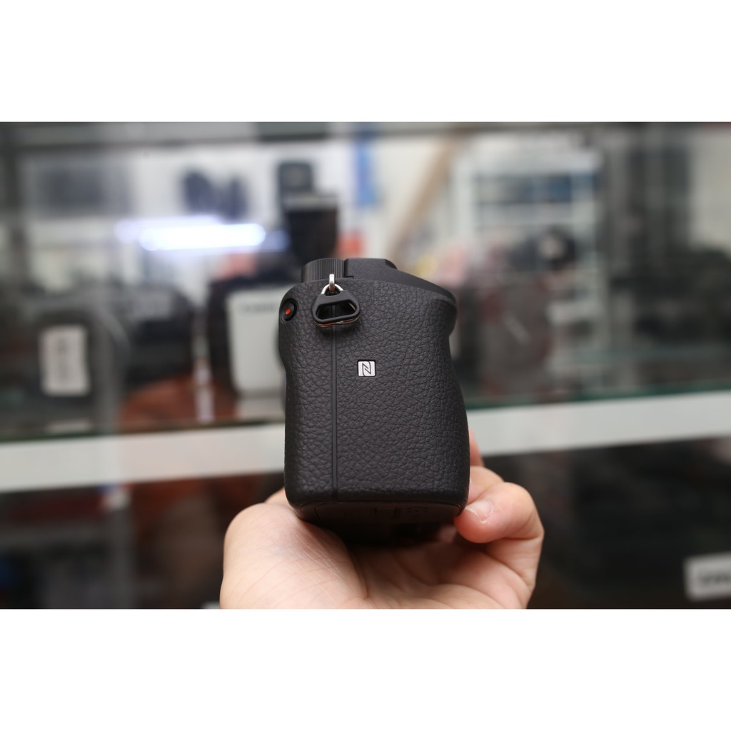 MÁY ẢNH SONY A6300 - DÒNG MÁY ẢNH CÓ CẢM BIÊN 24.2MP, QUAY 4K, CHỤP LIÊN TIẾP 11fps | BigBuy360 - bigbuy360.vn