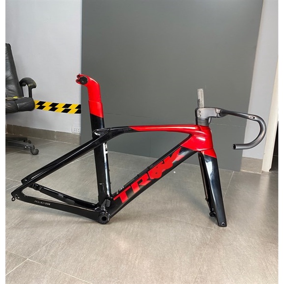 Khung xe Road Carbon T/r/e/k- M/a/d/rone S/L/R 9 phanh đĩa