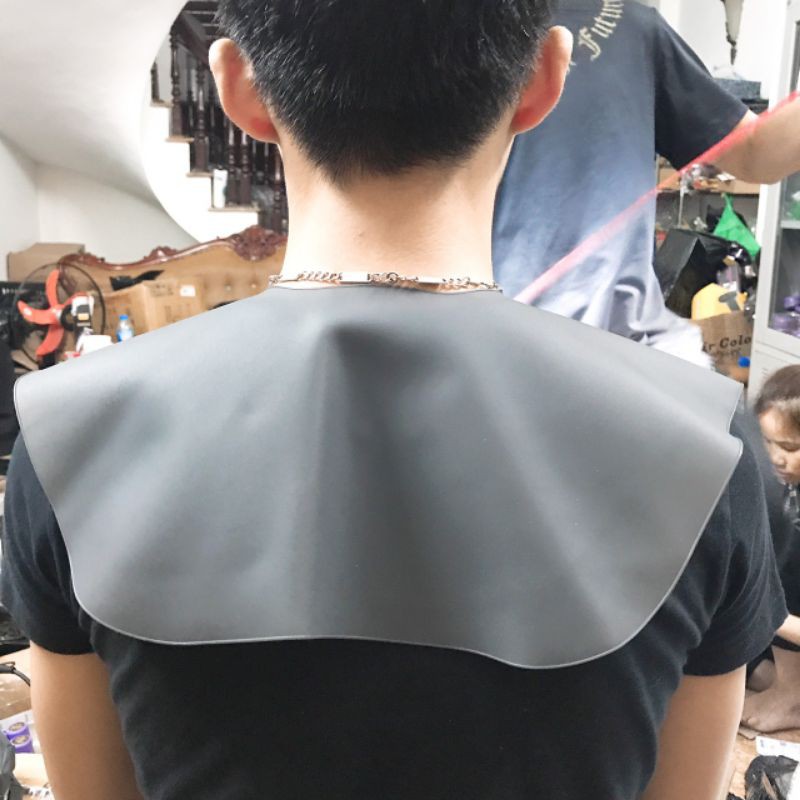 Bạt cao su chắn tóc cho barber