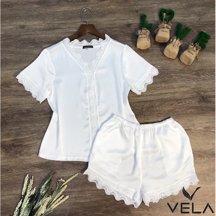 Bộ Đùi Mặc Nhà Lụa Satin Phối Ren Cổ Tim Cao Câp | BigBuy360 - bigbuy360.vn