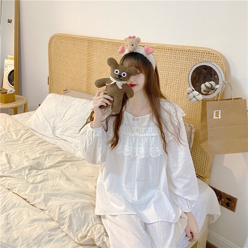 Đồ Ngủ Style Hàn Quốc_ Đồ Bộ Nữ Mặc Nhà Bộ Trắng Tiểu Thư Tay Phồng Cổ Vuông Bèo Công Chúa