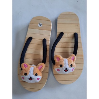 dép trúc gắn gấu