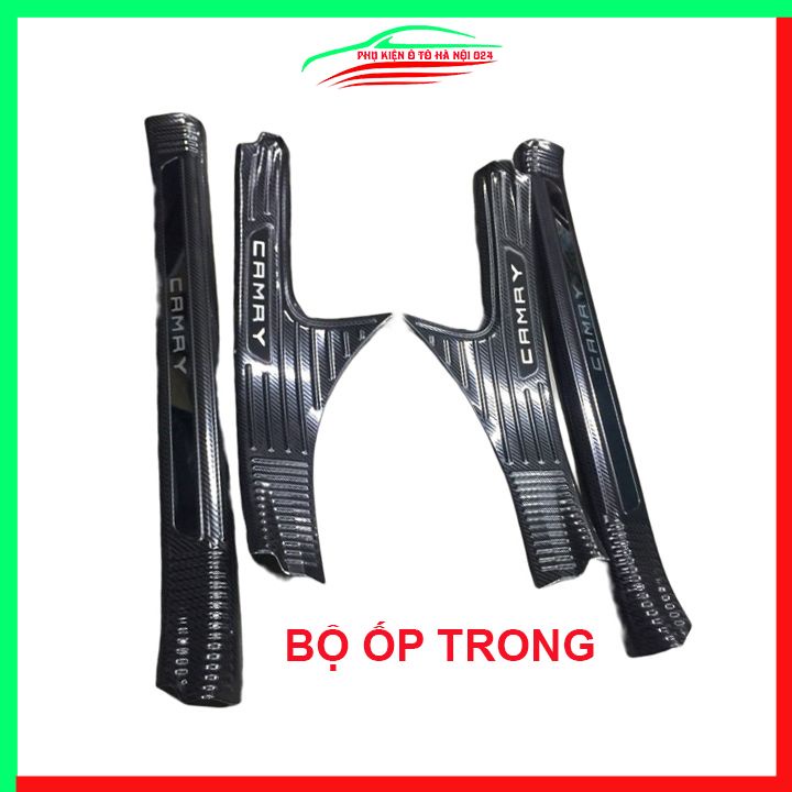 Ốp bậc cửa, nẹp bước chân Camry 2019-2020 vân cacbon chống trầy bảo vệ trang trí xe