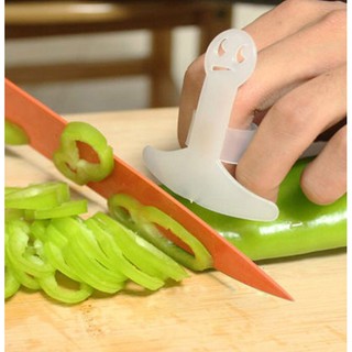 Dụng cụ hỗ trợ thái cắt thức ăn