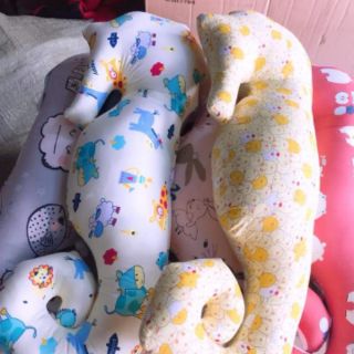 Gối ôm cá ngựa