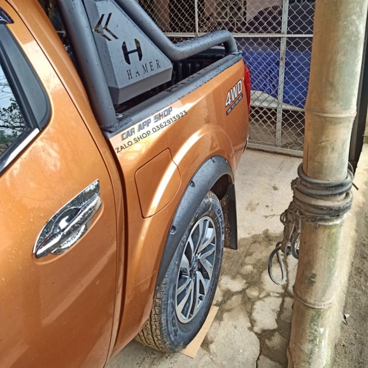 Cua Lốp Thể Thao  Nissan Navara Hàng Loại 1 lăp Cho từ 2005-2020