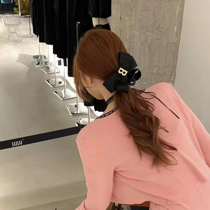 Kẹp Nơ Lớn In Chữ 2022