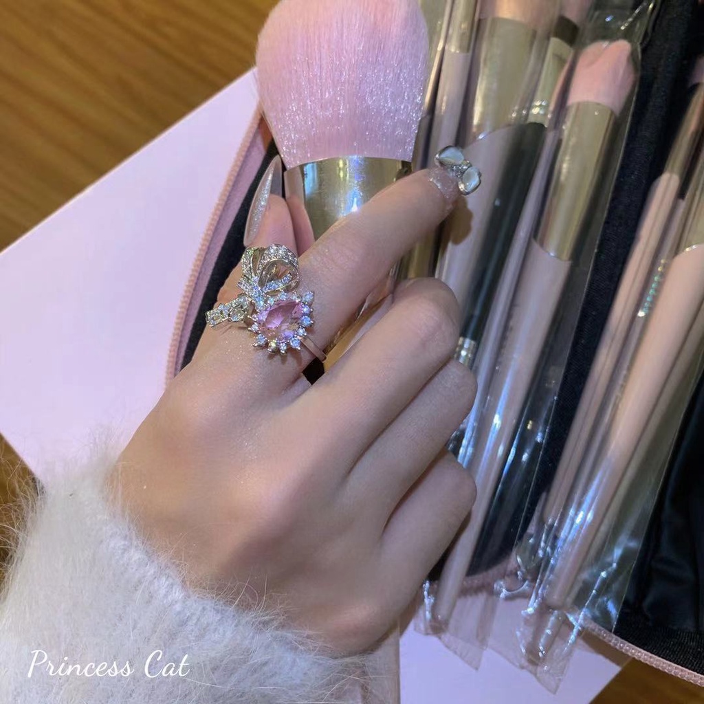 Bộ Nhẫn Và Khuyên Tai Cao Cấp Hình Điếu Thuốc Đính Đá Zircon Lấp Lánh