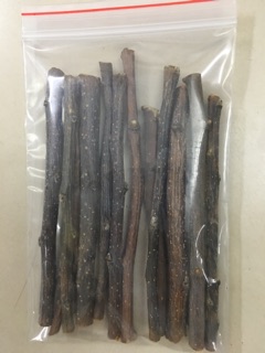 Cành gỗ táo mài răng