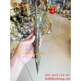 Rìu kim cang phổ ba bằng đồng phong thủy đáy nhọn