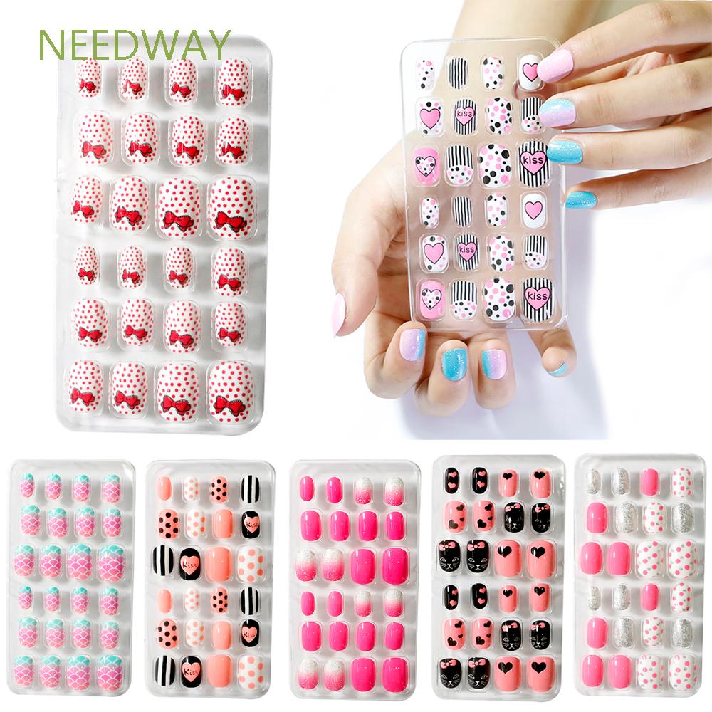 Set 24 móng tay giả họa tiết hoạt hình dễ thương dành cho các bé