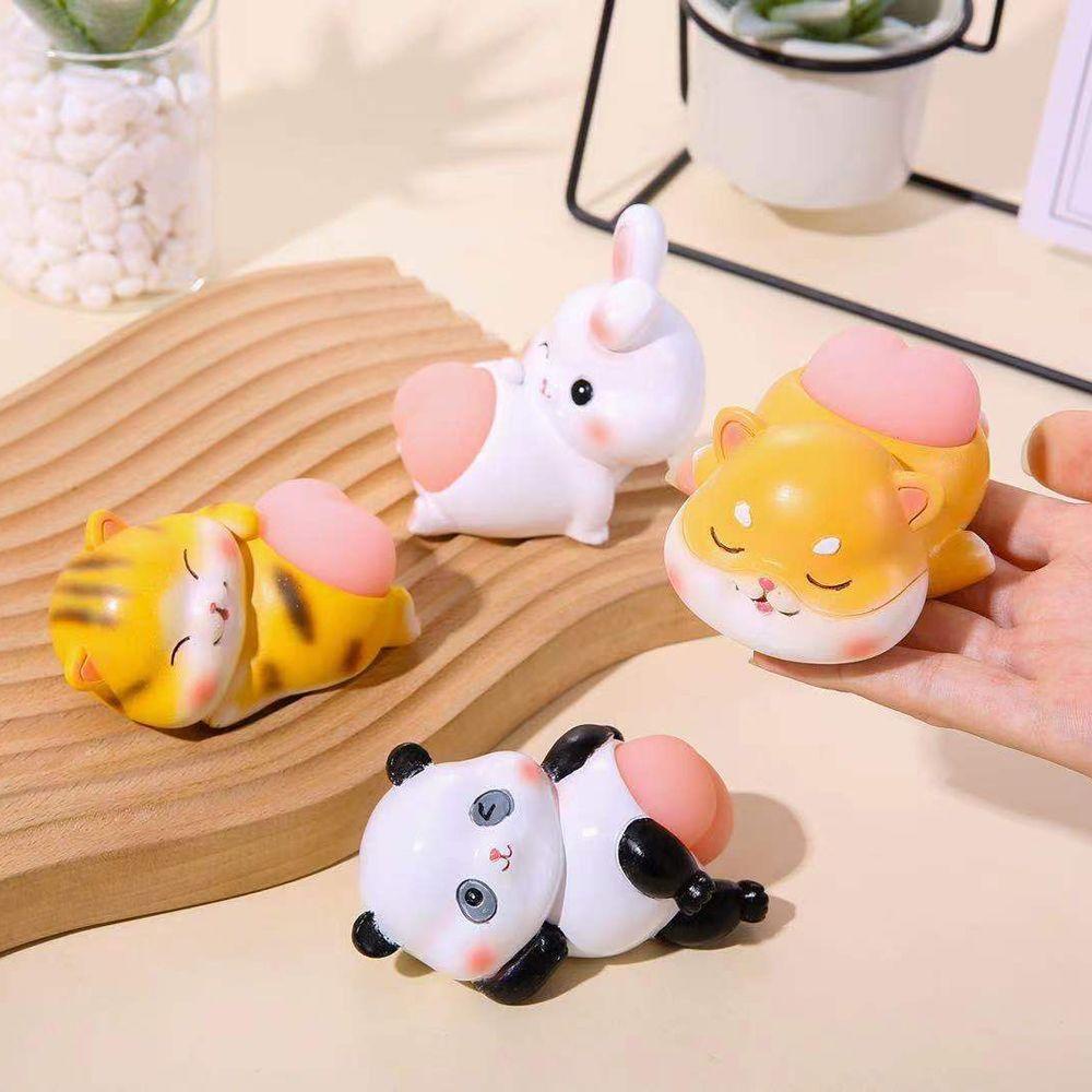 Mô Hình Nhân Vật PATRICIA Thu Nhỏ Dùng Trang Trí Bánh Kem Bonsai