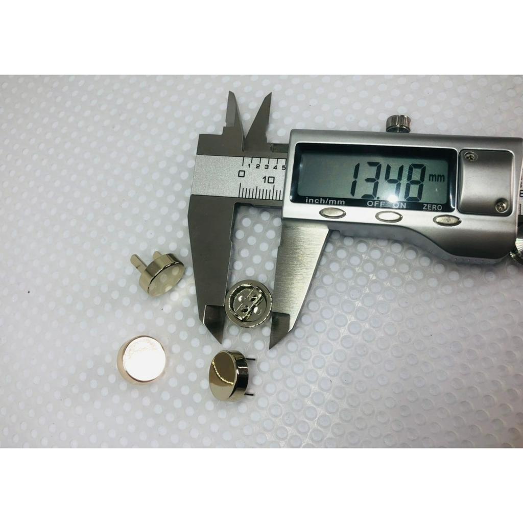 Chân đế túi màu vàng nhạt