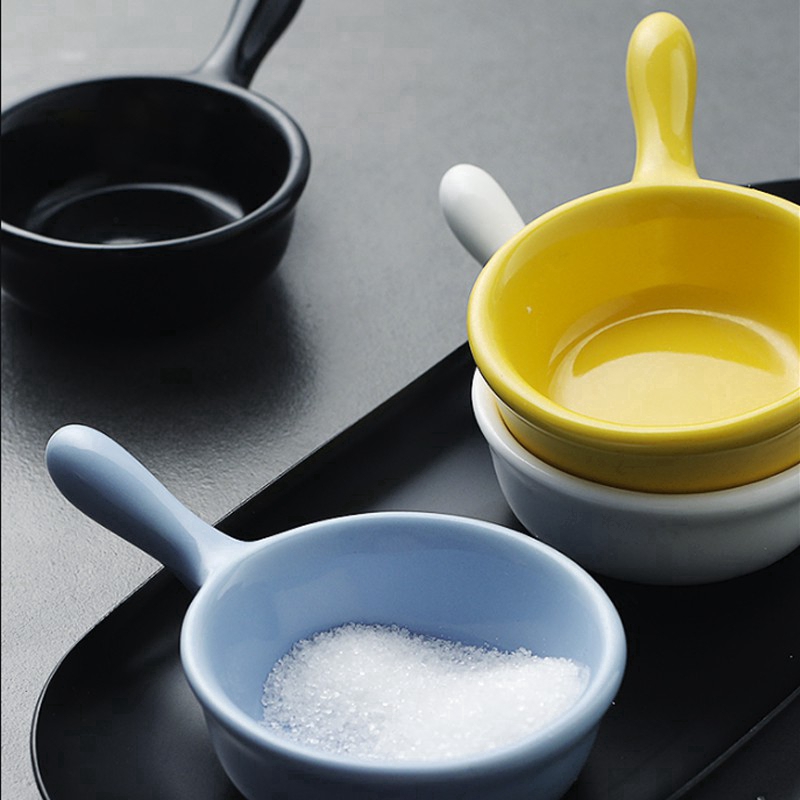 Đĩa đựng nước sốt bằng gốm cỡ nhỏ có tay cầm