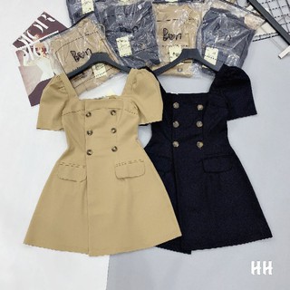 Váy khuy cổ vuông tay bồng