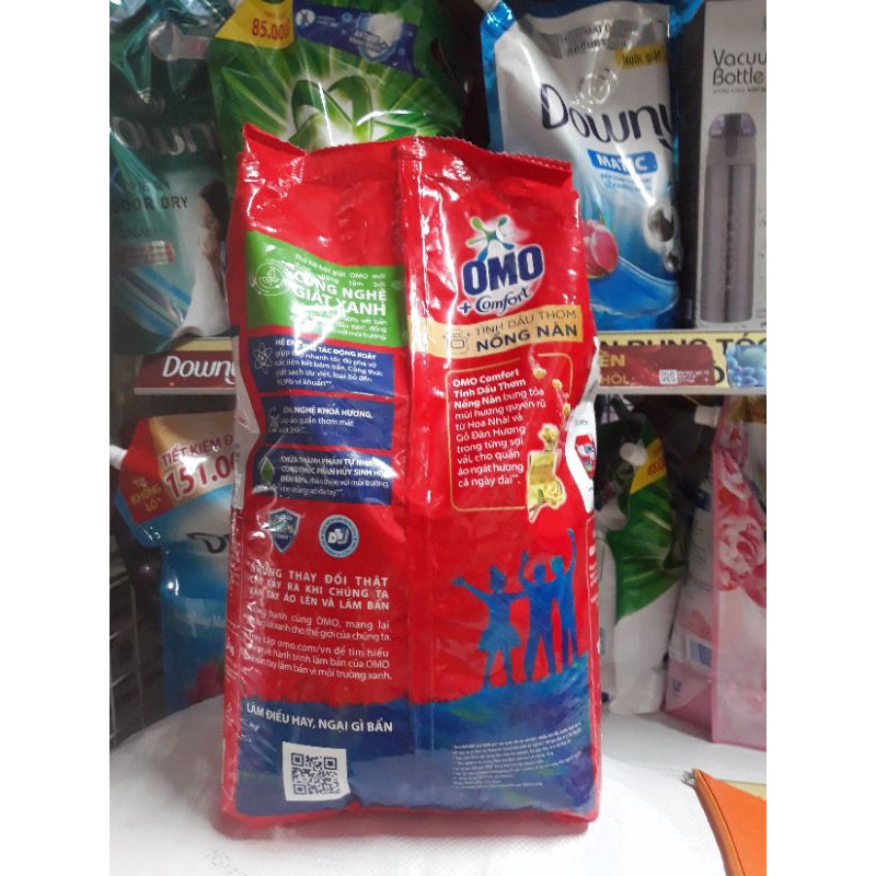 Bột giặt omo comfort tinh dầu thơm nồng nàn 5.5kg.