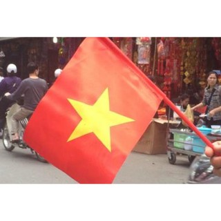 lá cờ nhỏ cổ vũ bóng đá