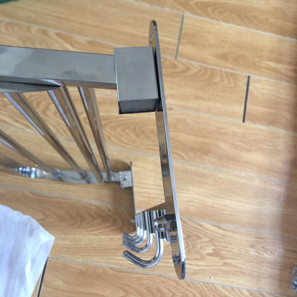 Vắt khăn nhà tắm chân đặc, Vắt khăn giàn inox 304 chân đặc chắc chắn