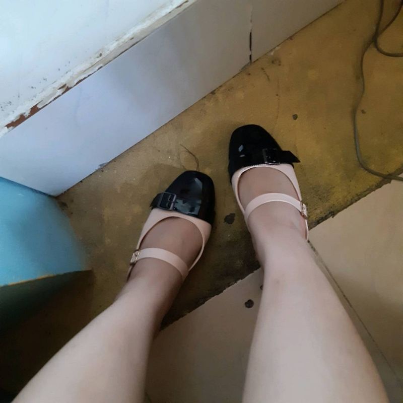 THANH LÝ MỚI Giày sục búp bê phối màu size 38