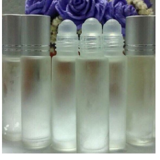 Lăn môi dầu dừa 10ml