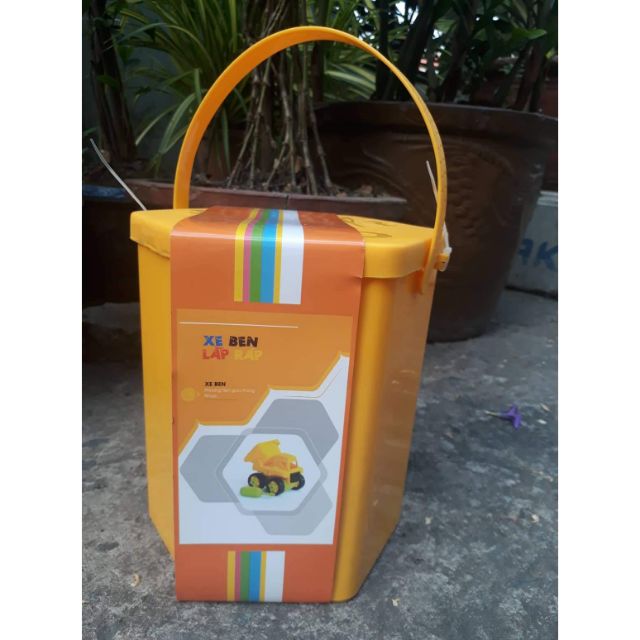 Xe ben lắp ráp