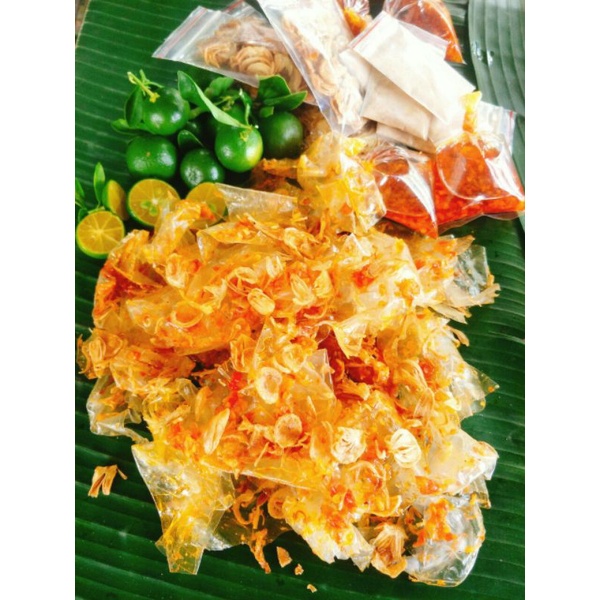 Bánh tráng phơi sương muối nhuyễn sate hành phi .