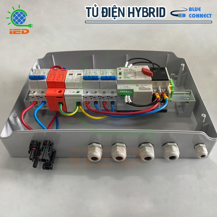 Tủ điện năng lượng mặt trời Hybrid 1 MPPT Blue Connect