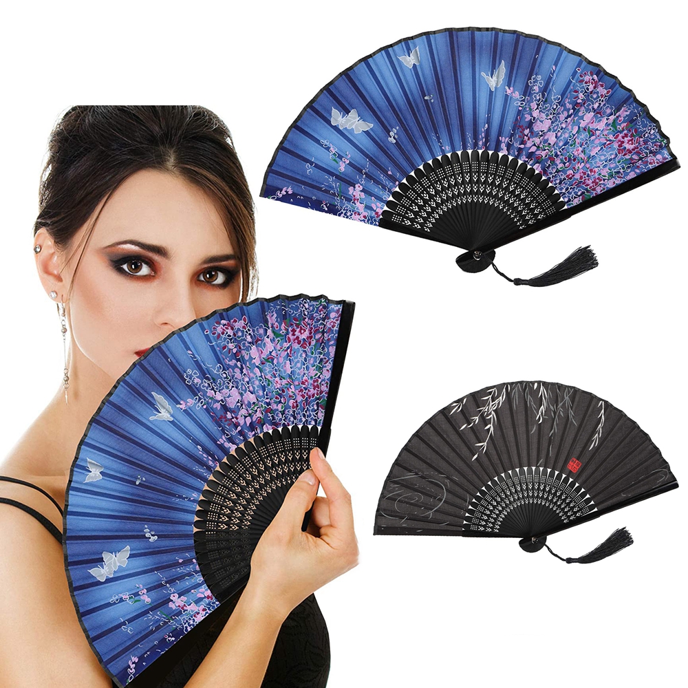 Quạt xếp cầm tay phong cách Trung Hoa độc đáo