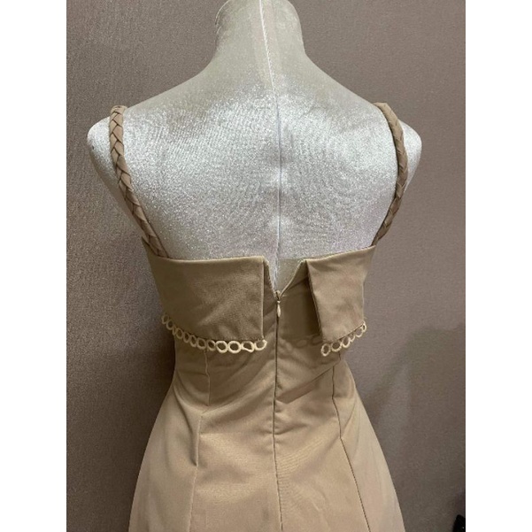 Pass đầm rechic size S new tag