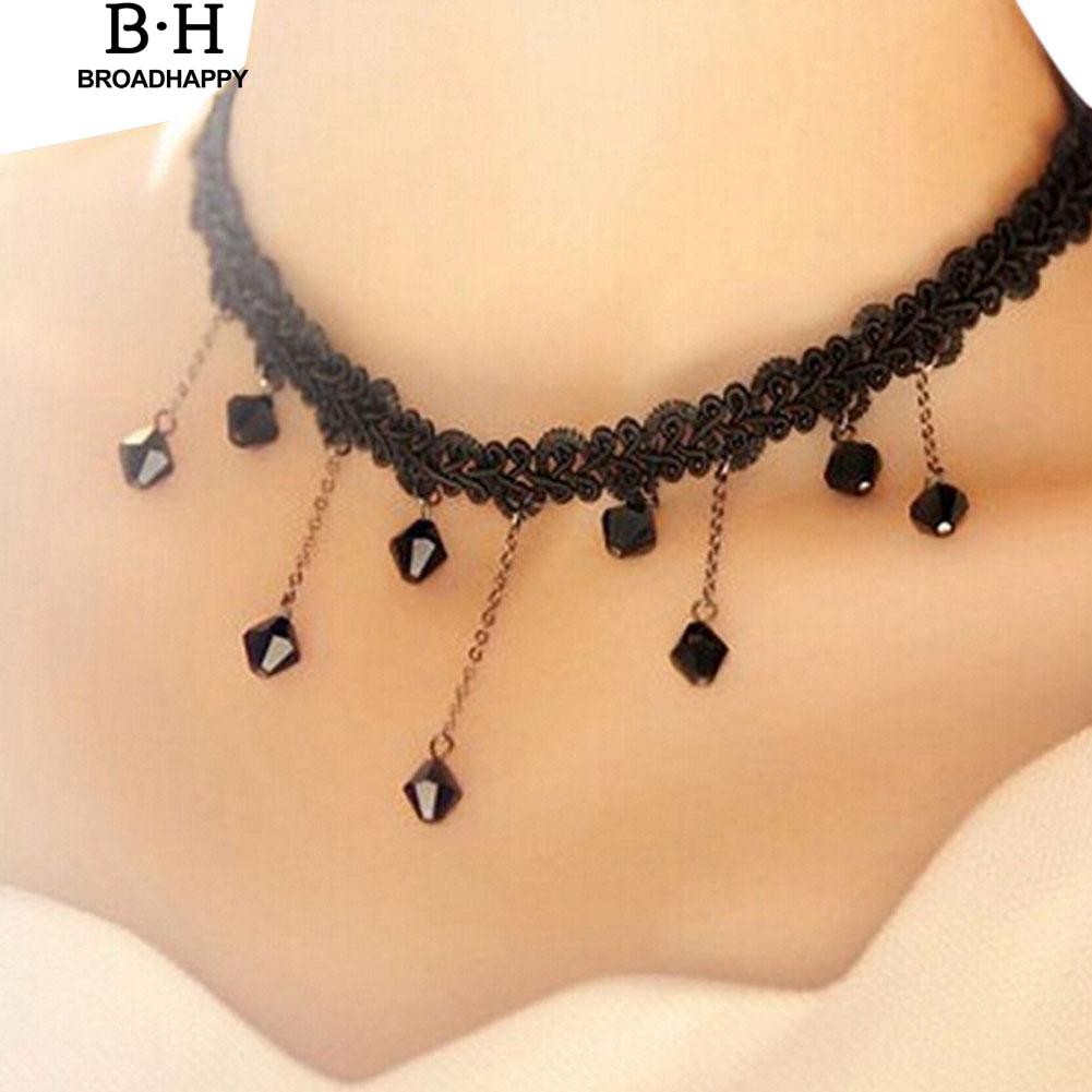 Vòng cổ choker phối hạt pha lê thời trang cá tính cho nữ