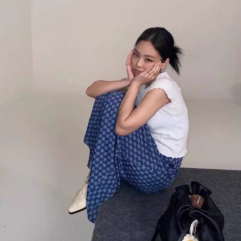 Brandy Melville BM Áo Thun Tay Ngắn Phong Cách Kim Jennie Jennie Cho Nữ